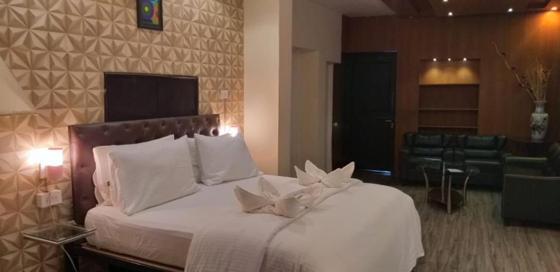 Creek Hotel - Panaji Exterior photo