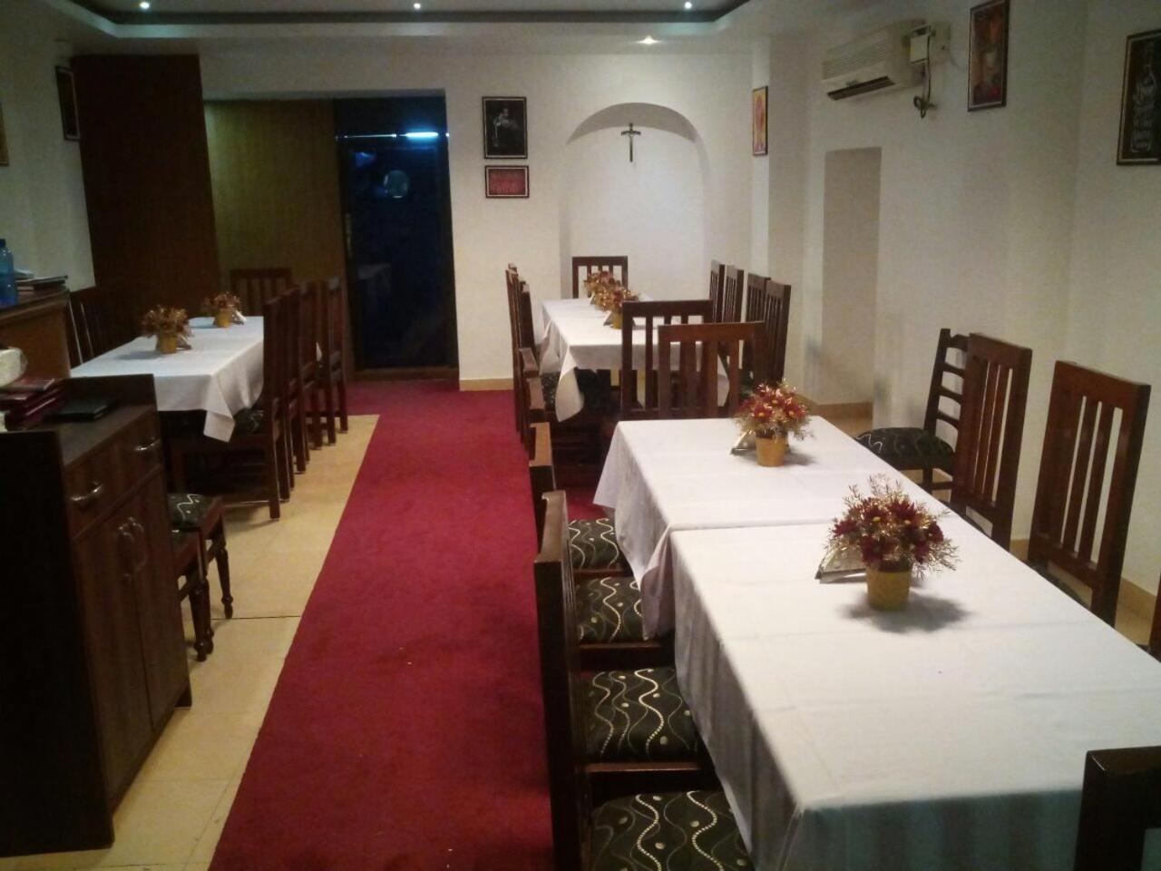 Creek Hotel - Panaji Exterior photo